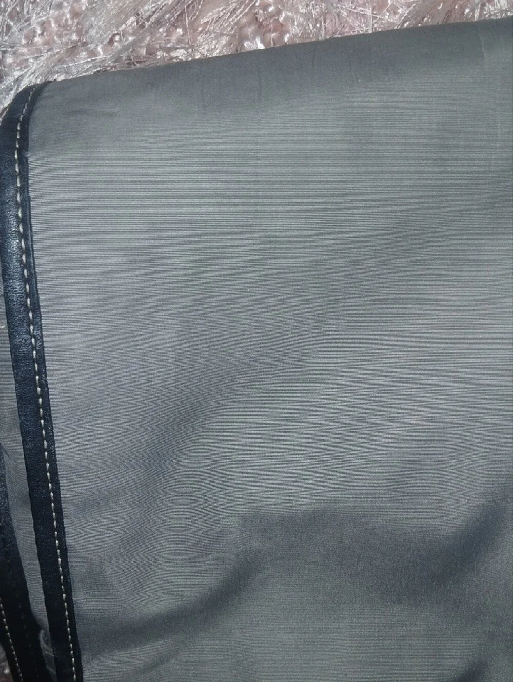 Y2K Coach Men’s Messenger Bag in Gray with Black Strap